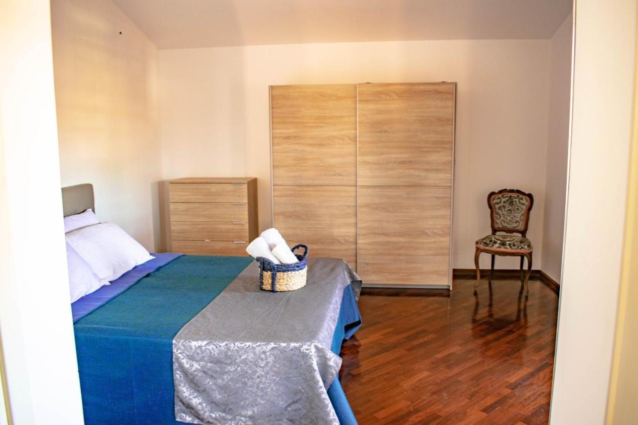 Asherat B&B Карбония Екстериор снимка