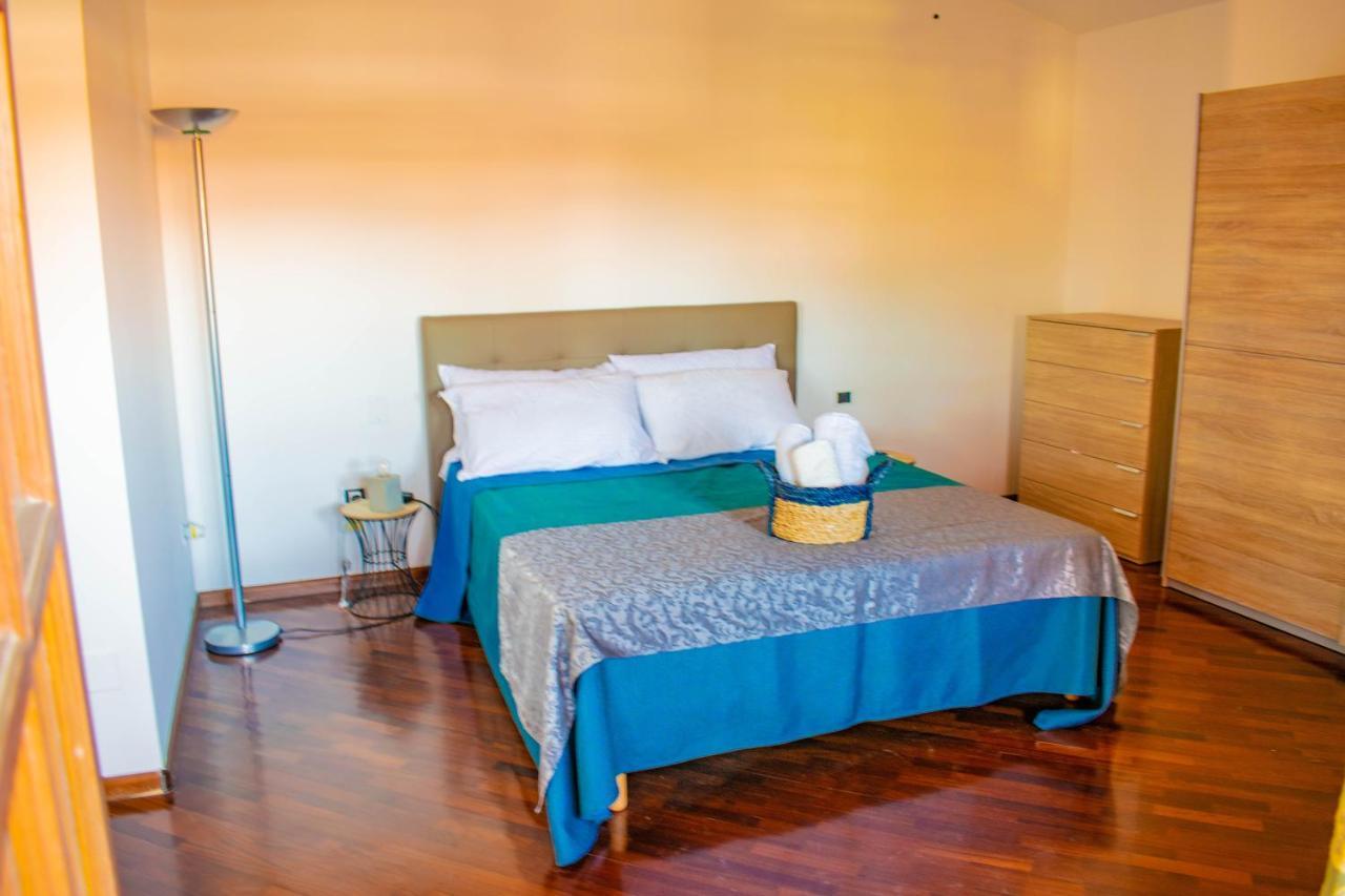 Asherat B&B Карбония Екстериор снимка
